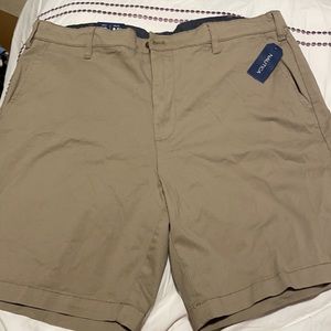 Nautica True Khaki Deck Short. Waist 38. Inseam 8.5”. NWT